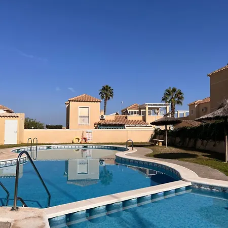 Casa Laguna
